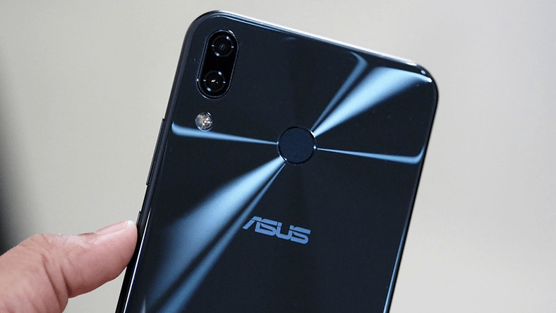 Asus Zenfone 5z, Yeni OTA Güncellemesini Aldı