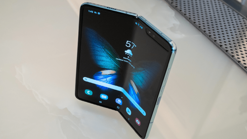 Best Buy, Galaxy Fold Satışlarını İptal Etti