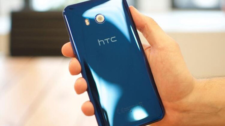 HTC, U11'in Android 9 Dağıtımını Durdurdu