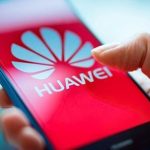 Huawei Kilit Ekranında Reklam Gösterilmeye Başlandı