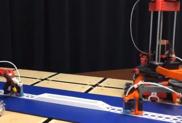 İki 3D Yazıcı Robotun İşbirliğini Gösteren Video