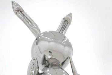 Jeff Koons’un ‘Rabbit’ Adlı Heykeli, Rekor Fiyata Satıldı