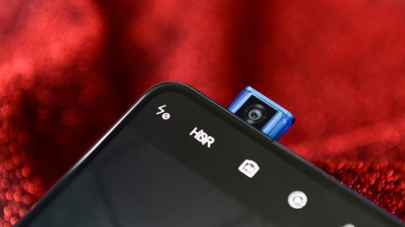 Redmi K20'nin Kamerası, Dayanıklılık Garanti Ediyor