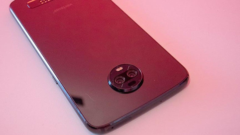 XDA, Moto Z4 İçin Özel Forum Kategorisini Oluşturdu