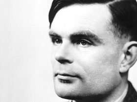 Alan Turing'in Fotoğrafı 50 Sterlin Üzerine Basılacak