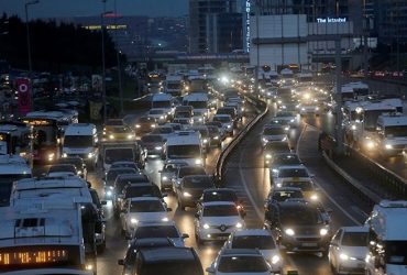 İstanbullular Her Gün Trafikte Ne Kadar Vakit Kaybediyor?