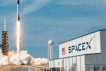 SpaceX’in Florida’daki Tesisinde Yangın Çıktı